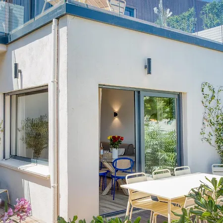 Urban Flat 214 - Aura 03 - Aura Blue * Roquebrune-sur Argens